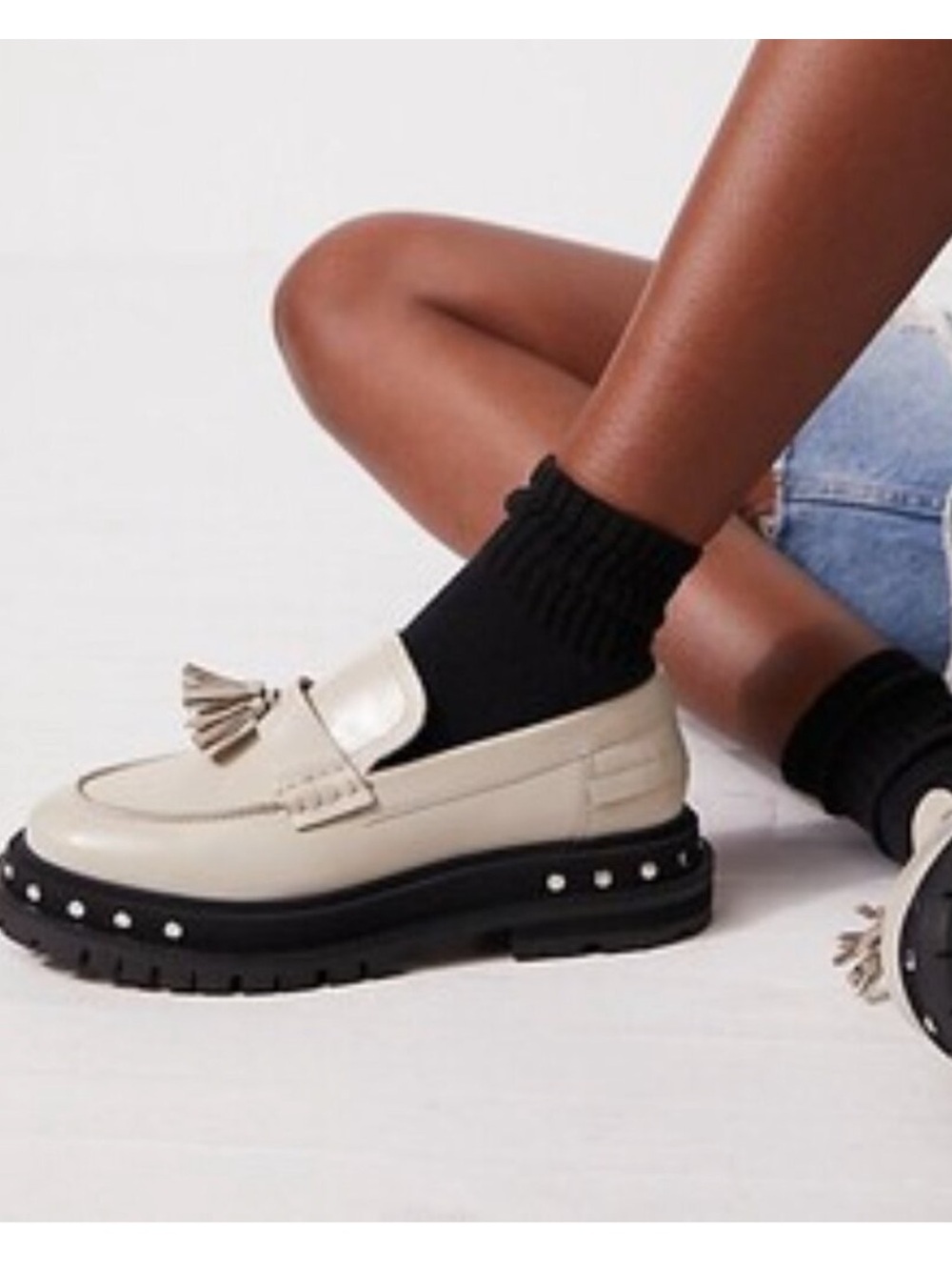Free People Teagan Tassel Loafers Sz 7 Antique White Leather Studded Chunky Lug